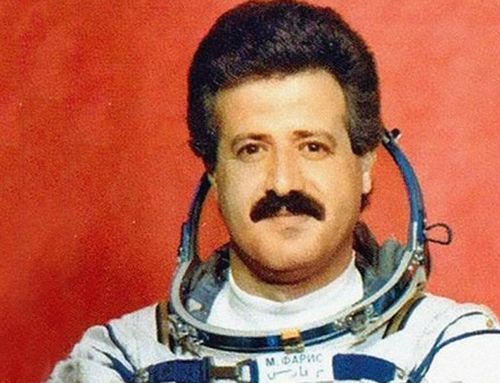 Първият космонавт на Сирия е бежанец в Турция