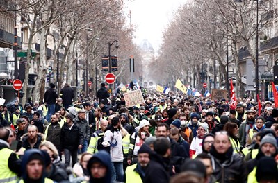 В Париж и Бурж започнаха протестите на 