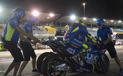 В MotoGP отказват да карат на тъмно и дъжд, ще местят часа