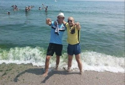 СНИМКИ: Може и така, рамо до рамо!