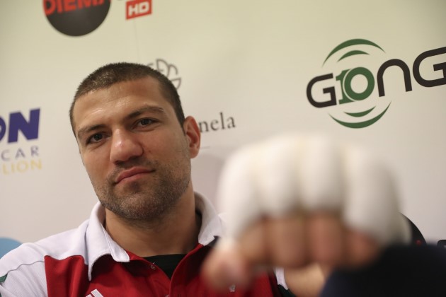 Спорт: Богдан Дину размисли, щабът му подписа договора за бой с Кубрат Пулев