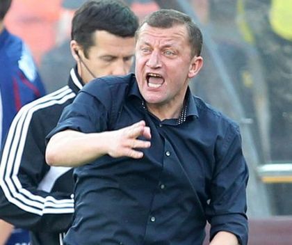 Затвор за футболист от "златното поколение" на Румъния