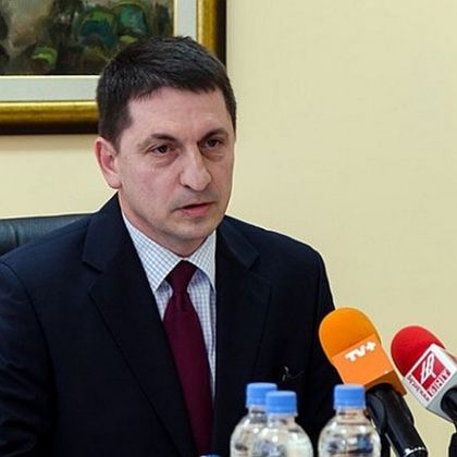 Какво показват записите от камерите за нашествието на хората на Очите към заведението на Козела