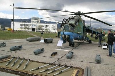 Проверяват 200 военни в авиобаза Крумово за измама с квартирни пари