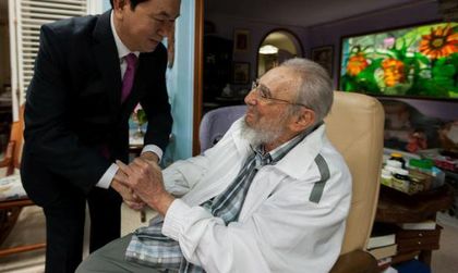 Легендарният кубински лидер Фидел Кастро почина
