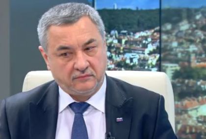 Валери Симеонов: До края на годината ще завършим оградата на границата