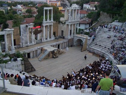 „Ромео и Жулиета от Дунево“ на Античния театър