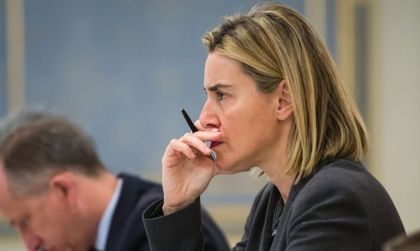 Могерини пита Тръмп: Кои са ти приятелите?