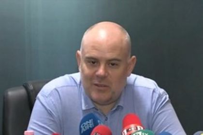 Иван Гешев за ученика, готвил атентат: Супер интелигентен, правил бомби, вербуван от Ислямска държава