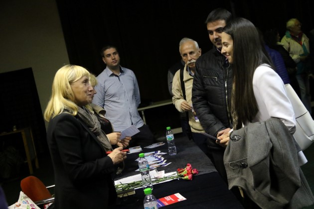 Европейски избори 2019 г.: Елена Йончева: Искаме проверка на пътищата, за да покажем за каква кражба става дума – АПИ я отказва