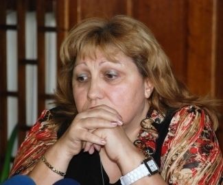Махнаха Павлинка Кацарова от борда на летището