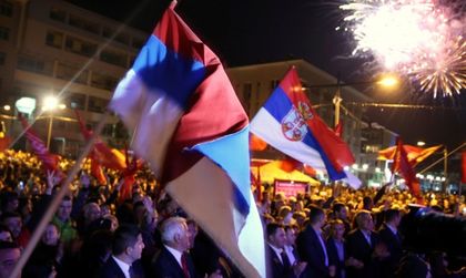 Босненските сърби гласуваха, предизвиквайки властите и Запада