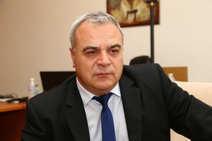Зам.-шефът на МВР Балабанов разкри в ексклузивно интервю за БЛИЦ какво се крие зад атаките на Елена Йончева и БСП и как МВР ще се справи с Куката, Митьо Очите и останалите мутри!