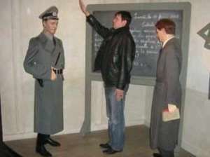 Осъдителното намигване на националсоциализма и безнаказаното изригване на социалрашизма у нас