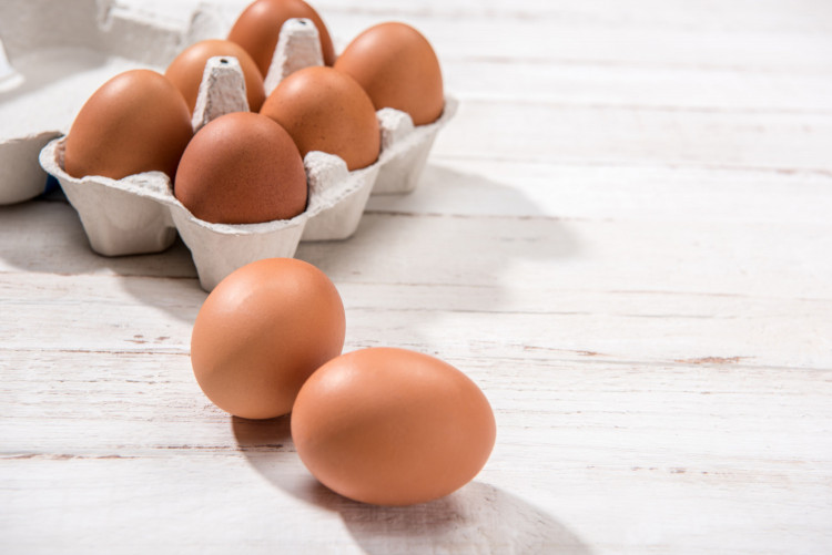 Tрябва ли да мием яйцата преди употреба?