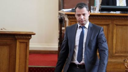 В ГЕРБ обсъждат днес оставката на Делян Добрев