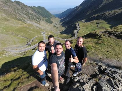 Двама панагюрци ще участват в първото по рода си за България и Източна Европа състезание по картинг