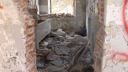 Крадци опустошиха сградата на белодробната болница в Сливен