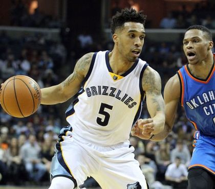 Тройка от центъра и печелиш мач (ВИДЕО)