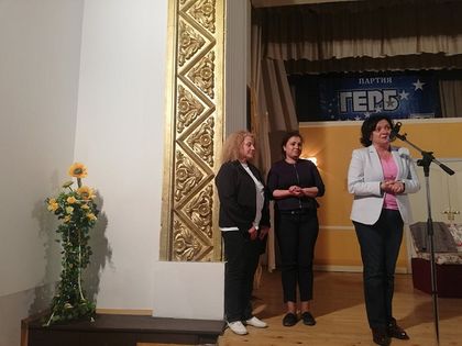 Европейски избори 2019 г.: Кандидатът за евродепутат Ивелина Василева в Сунгурларе: Европа подкрепя всяка българска община