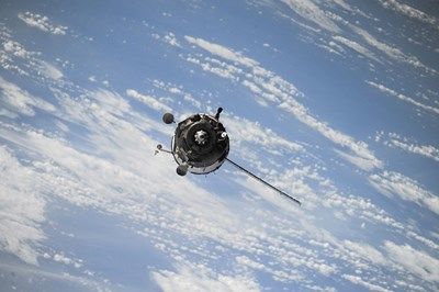 Товарен космически кораб бе свален от орбита и потопен в Тихия океан