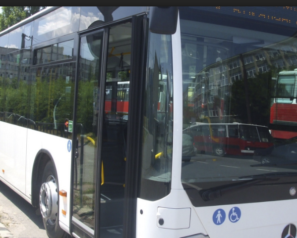 Внимавайте! Мъж слезе от автобус в Пловдив с 1300 лева по-малко