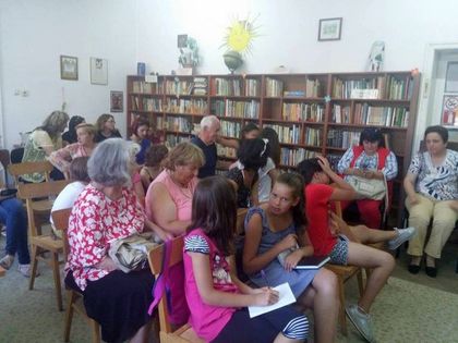 Баби и внучета учат китайски в Момчиловци