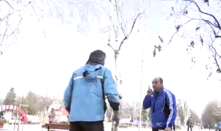 ВИДЕО: Българинът, побеждавал Карл Люис, се бие за 20 лева на улицата
