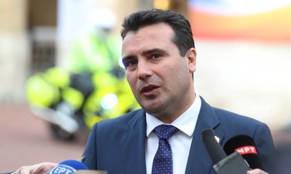 Заев за поканата за НАТО: Радвай се, Македонийо!