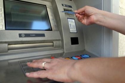 Окончателно орязаха европарите на „неприоритетните” студенти