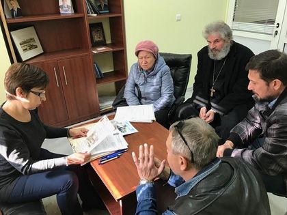 Варна: Потърсиха съдействието на народния представител от ГЕРБ Нели Петрова за изграждането на нова църква и метох в града