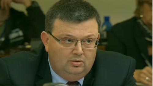 Гл. прокурор Сотир Цацаров: Изпратено е писмо, с което Прокуратурата изисква решение от Антикорупционната комисия, на лице ли е конфликт на интереси от разследването на министър Горанов