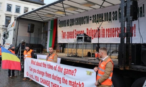 Стотици български превозвачи на протест в Страсбург