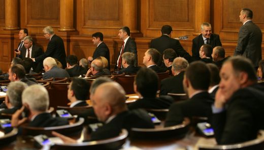 Депутатите почетоха паметта на Ваньо Танов