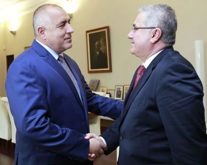 Бойко Борисов: Полагаме огромни усилия да противодействаме на бежанския поток и трафика на хора