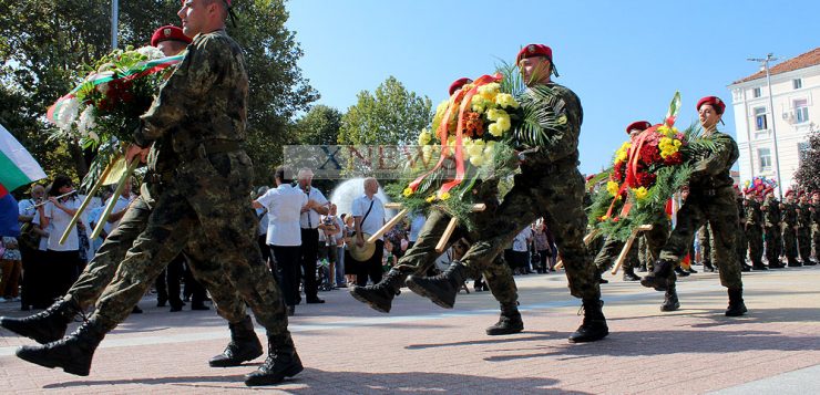 Набират войници и матроси в Хасково