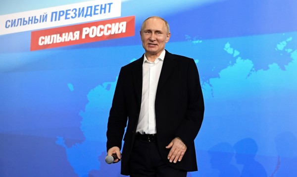 Съюзници на Путин го поздравиха, Западът е по-резервиран
