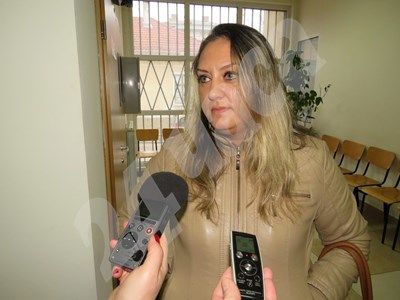 1000 лв. глоба получи майка с болно бебе, разбила устата на фелдшерка в Горна Оряховица