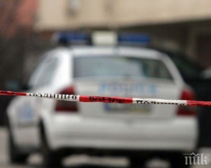 ИЗВЪНРЕДНО! 29-годишен граничен полицай се е гръмнал край Солниците в Бургас