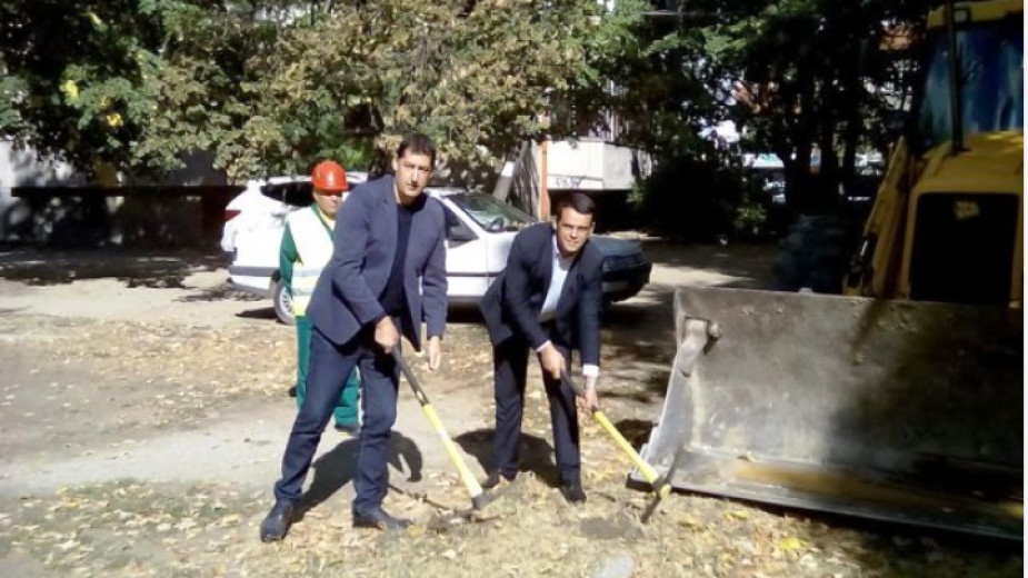 Строят нов паркинг на бул. "6-ти септември" в Пловдив
