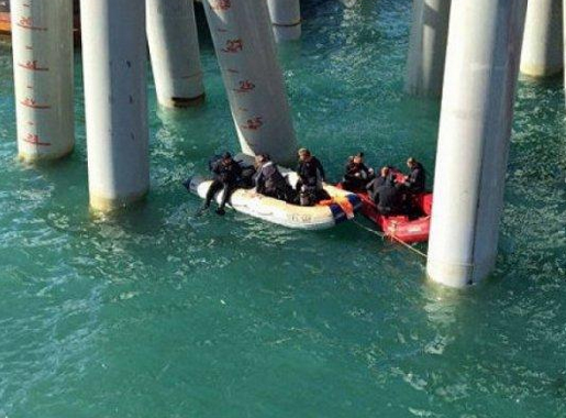 Трагедия! 12 души се удавиха в автобус в Черно море (ВИДЕО)