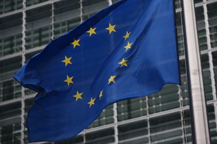 ЕС прие нови мерки, насочени към спазването на правата на бизнеса и потребителите онлайн