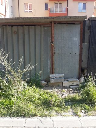 Зверство! Спасиха куче от смърт, само за да може да го затворят в тъмница! Полицията пак нехае (СНИМКА)