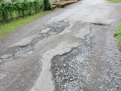 Протест заради лошото състояние на пътя в района затваря отсечката Самоков - Дупница