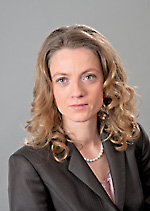 Милена Дамянова, ГЕРБ: С промените в месечните помощи не отнемаме пари от децата, а правим така, че ако родителите са безотговорни,средствата пак да отиват за детските нужди