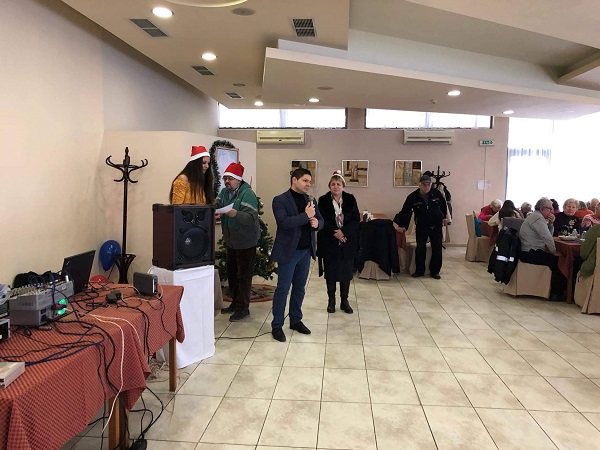 Младежите от ГЕРБ гостуваха на Клуба за социална интеграция на сляпо-глухите в Пловдив