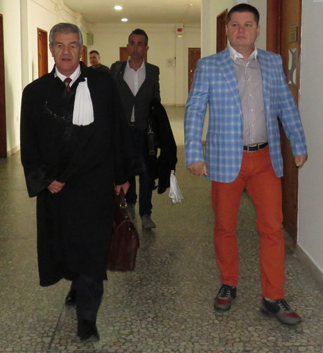 Съдебната палата в Бургас ври! Минира ли се процесът срещу Пламен Дишков-Кела?
