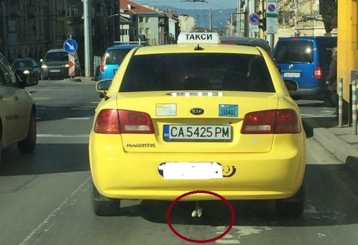 Таксиджиите дилъри вече се обозначават! Ето как да познаете, че някой от тях продава дрога (СНИМКА)