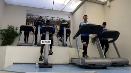 Черно море тренира във фитнеса, Китанов черпи