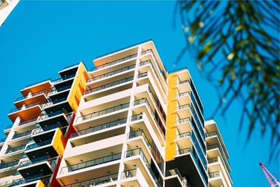 Eксперт: Скандалът с апартаментите на властта няма да понижи цените на имотите